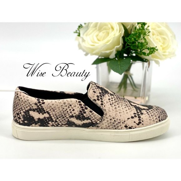 NEW Womens Reese Memory Foam Sneaker Sz 6 Casual Shoe Gray Snake Print A New Day - Picture 7 of 9